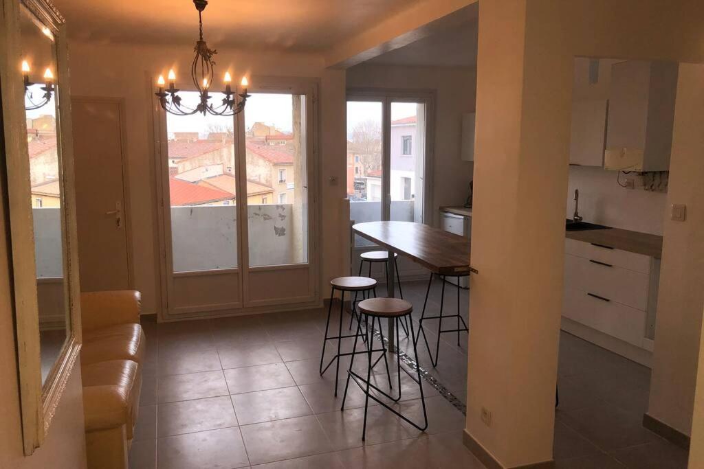 Grands Buffets Hebergement Appartement Narbona Exterior foto