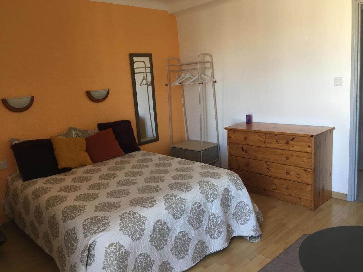Grands Buffets Hebergement Appartement Narbona Exterior foto
