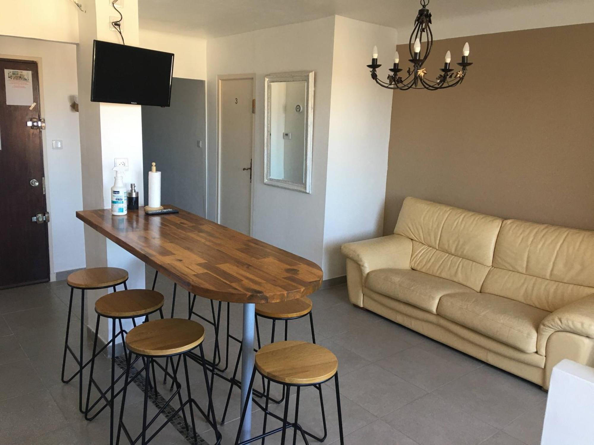 Grands Buffets Hebergement Appartement Narbona Exterior foto